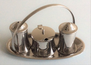 Oval tray condiment set
